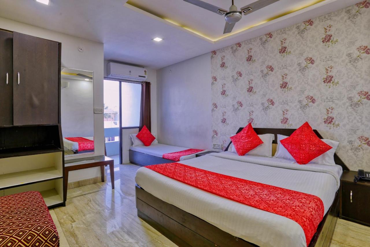 Hotel Galaxy Indore Exterior foto